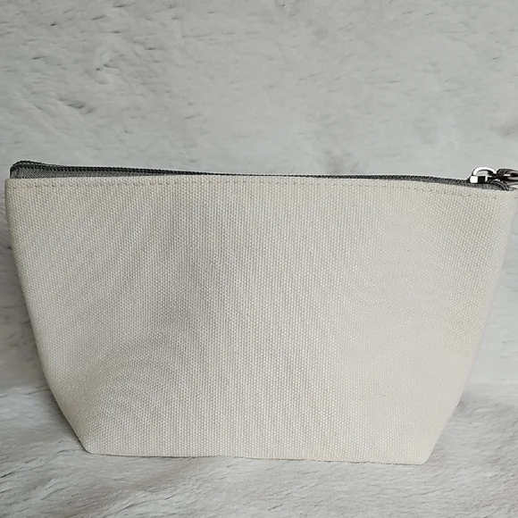 Kuromi Pouch - Picture 4 of 8